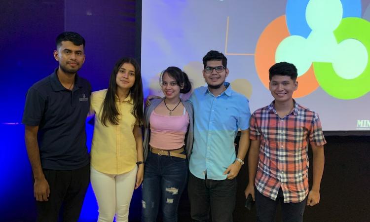 Estudiantes de URACCAN, presentan proyecto innovador en el Programa de Incubación de Startups