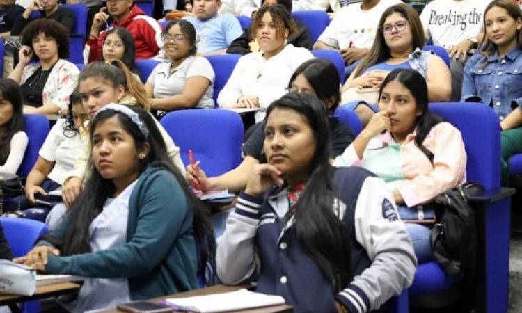  Atención psicológica en la FCA: una herramienta clave para el bienestar estudiantil