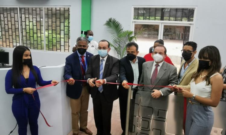 La Universidad de Panamá inaugura su segundo FABLAB