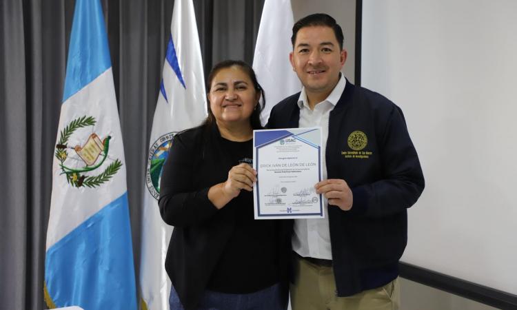 Capacitan a profesionales en gestión de la publicación científica y escritura académica