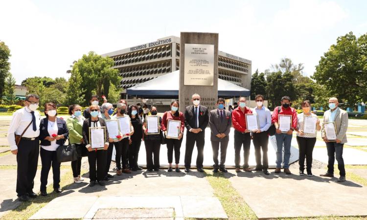 Rinden homenaje a los mártires estudiantiles de 1989  