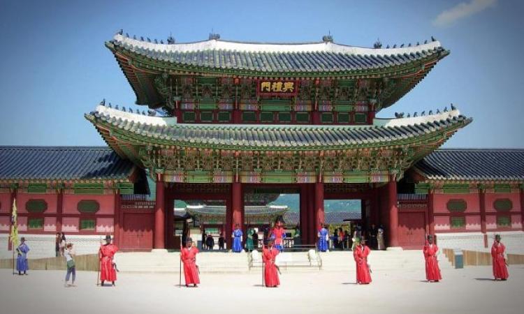 Oportunidad de becas para posgrados en Seúl