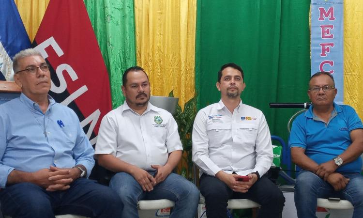 UNA Juigalpa participa en Foro de Agroindustrialización