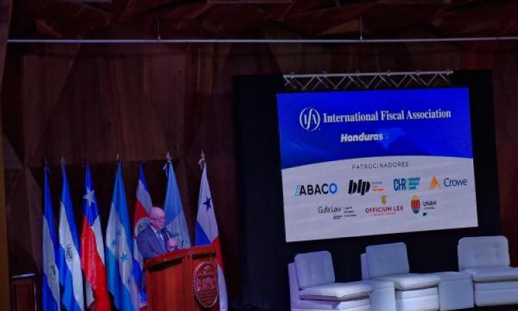 UNAH participó en lanzamiento de la Asociación Internacional de Fiscalidad en materia de tributos en el país