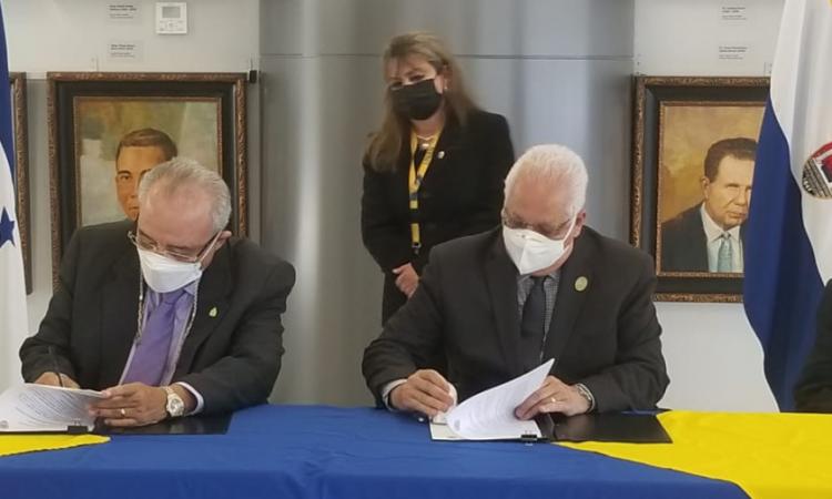 UNAH y la Secretaría de Energía firman Convenio de Cooperación