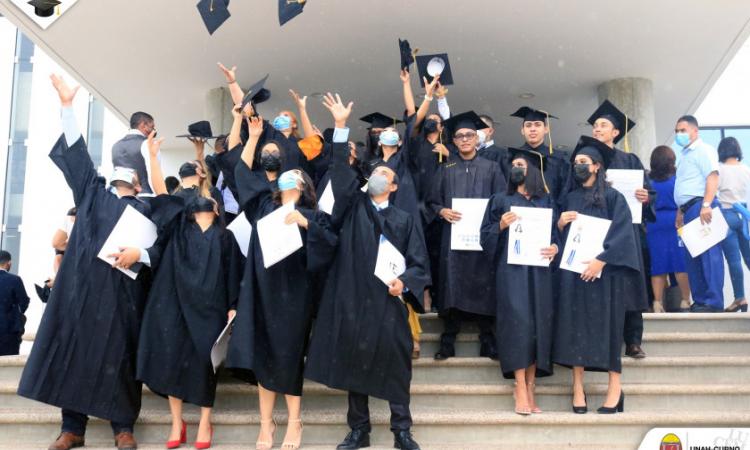 UNAH cerrará el 2021 con la entrega de más de 13,000 títulos de educación superior a nivel nacional