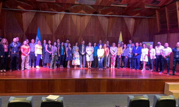 60 docentes de la UNAH culminan curso “Soy Profesor”