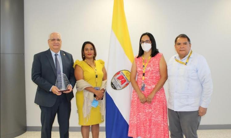 SITRAUNAH reconoce labor del rector Herrera al otorgar estabilidad laboral a cientos de colaboradores de la UNAH