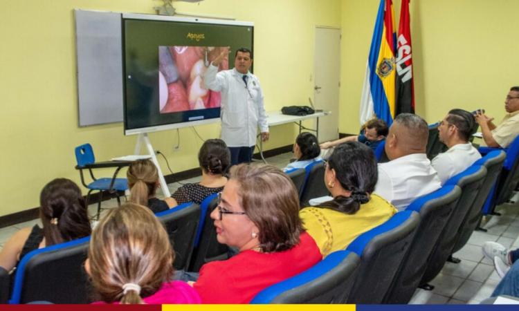 UNAN-León inicia Curso “Prótesis Parcial Removible” en homenaje al Comandante Camilo Ortega Saavedra