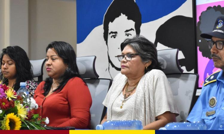 UNAN-León y Ministerio de la Mujer juntos contra el femicidio