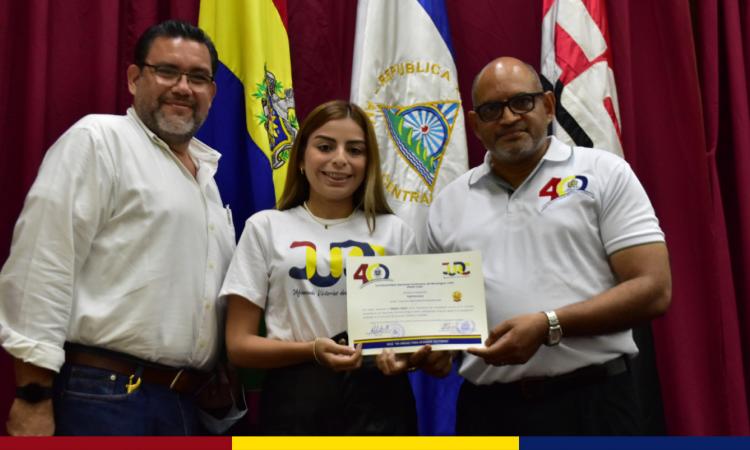 UNAN-León otorgó premios a ganadores de la XL edición de la JUDC