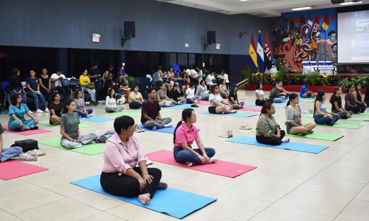 Instituto del Yoga celebra su tercer aniversario e inaugura la semana del Yoga en la UNAN-Managua