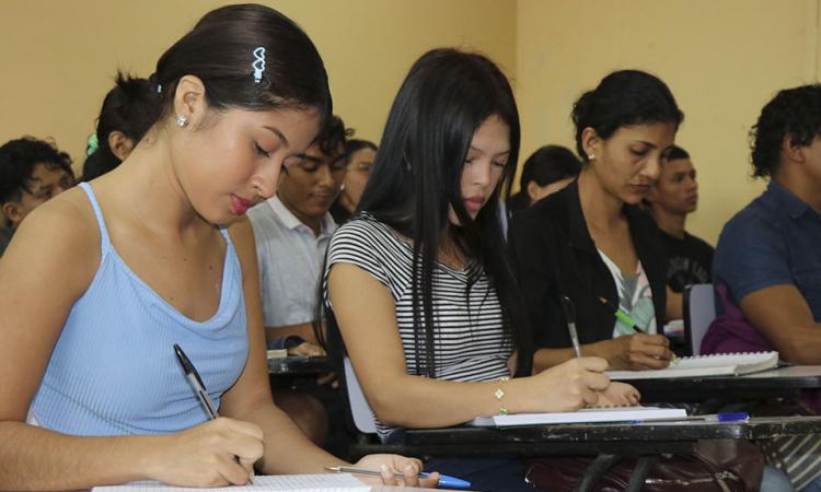  Histórica Escuela Preparatoria inicia clases en Glorias y Victorias