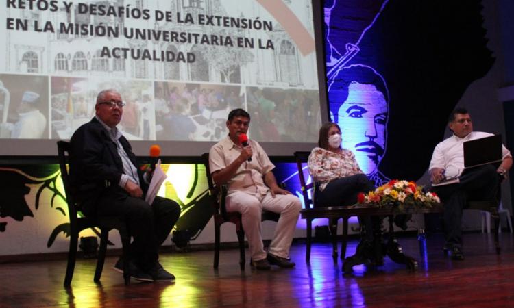 UNAN-Managua presente en II Simposio de Proyección Social