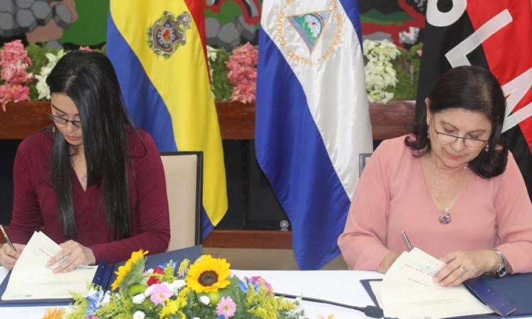 UNAN-Managua y Ministerio de la Mujer firman convenio