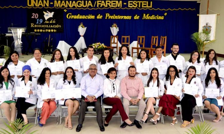 FAREM-Estelí gradúa a médicos preinternos