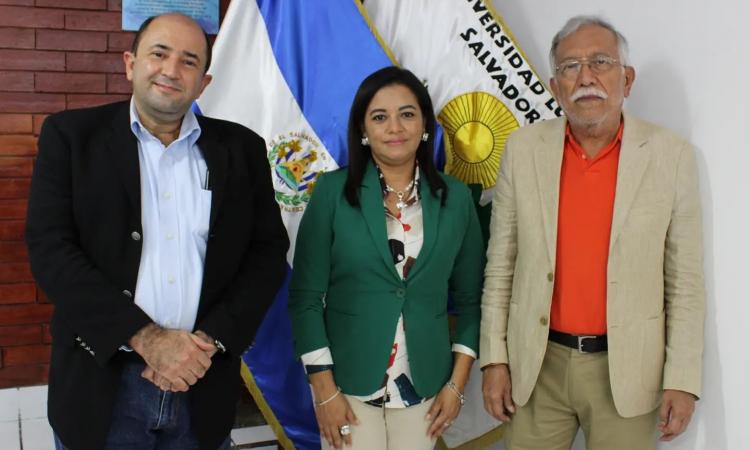 Comisión De La Universidad Nacional De Agricultura De Honduras, Visita  El Salvador