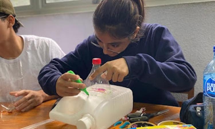 Estudiantes UNI promueven reciclaje y cuido de la fauna