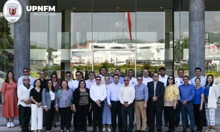 Autoridades universitarias participan en seminario de líderes transformando la educación superior