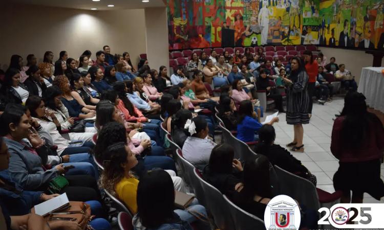 Seminario de inducción y curso de vida universitaria para aspirantes de primer ingreso de la UPNFM