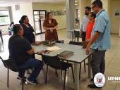 Rectora realiza recorrido por la Biblioteca Juan Antonio Medina Durón 