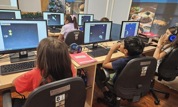 IAC capacita a la niñez en programación con Scratch