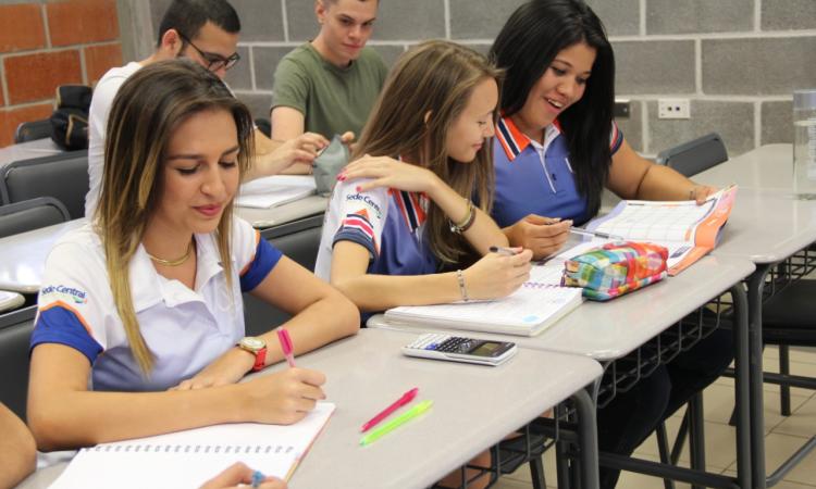 Marco Nacional de Cualificaciones para Carreras de Educación permitirá una mejor formación docente