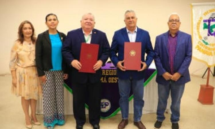 Rector de la UTP firma convenio con Alcalde de La Chorrera