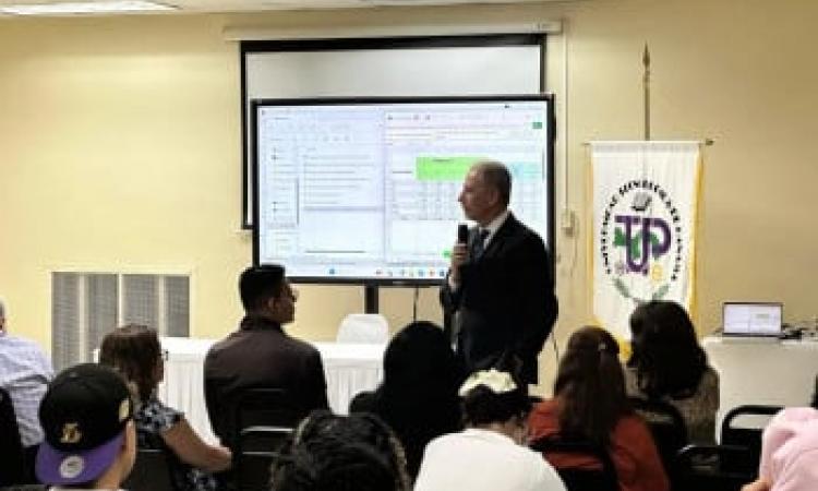  La UTP capacita a estudiantes para realizar estudio